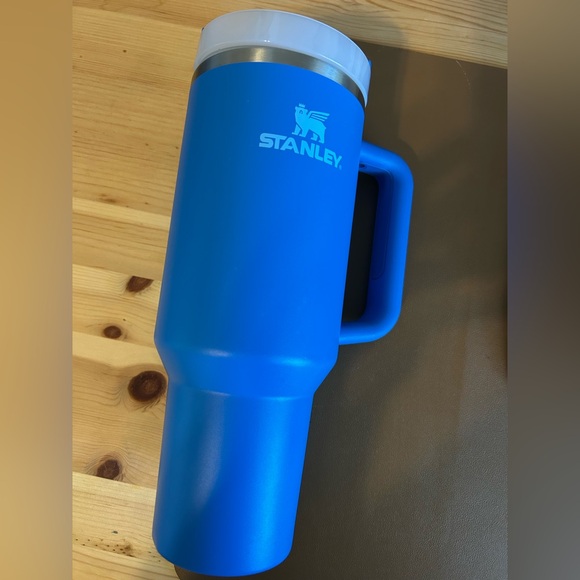 Stanley Other - The Quencher H2.0 Flowstate Tumbler 40 OZ No straw